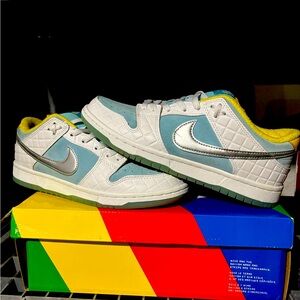Nike SB Dunk Low FTC Lagoon Pulse